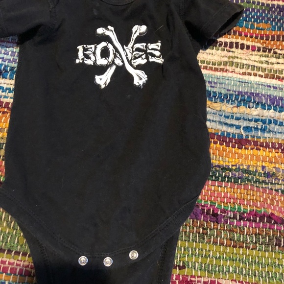 Onesie! - Picture 1 of 1